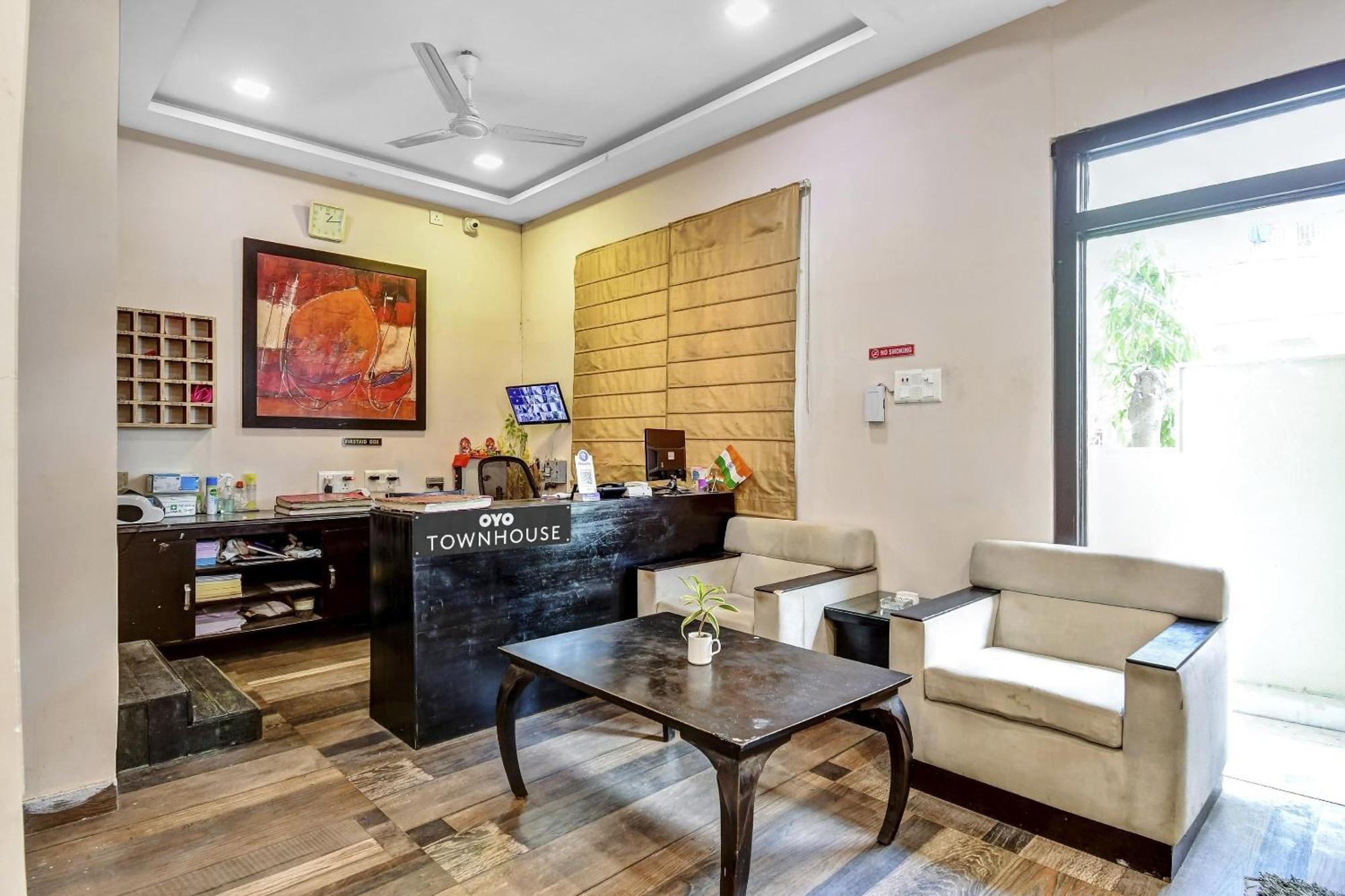 Super Townhouse All In One Kolkata Exterior photo